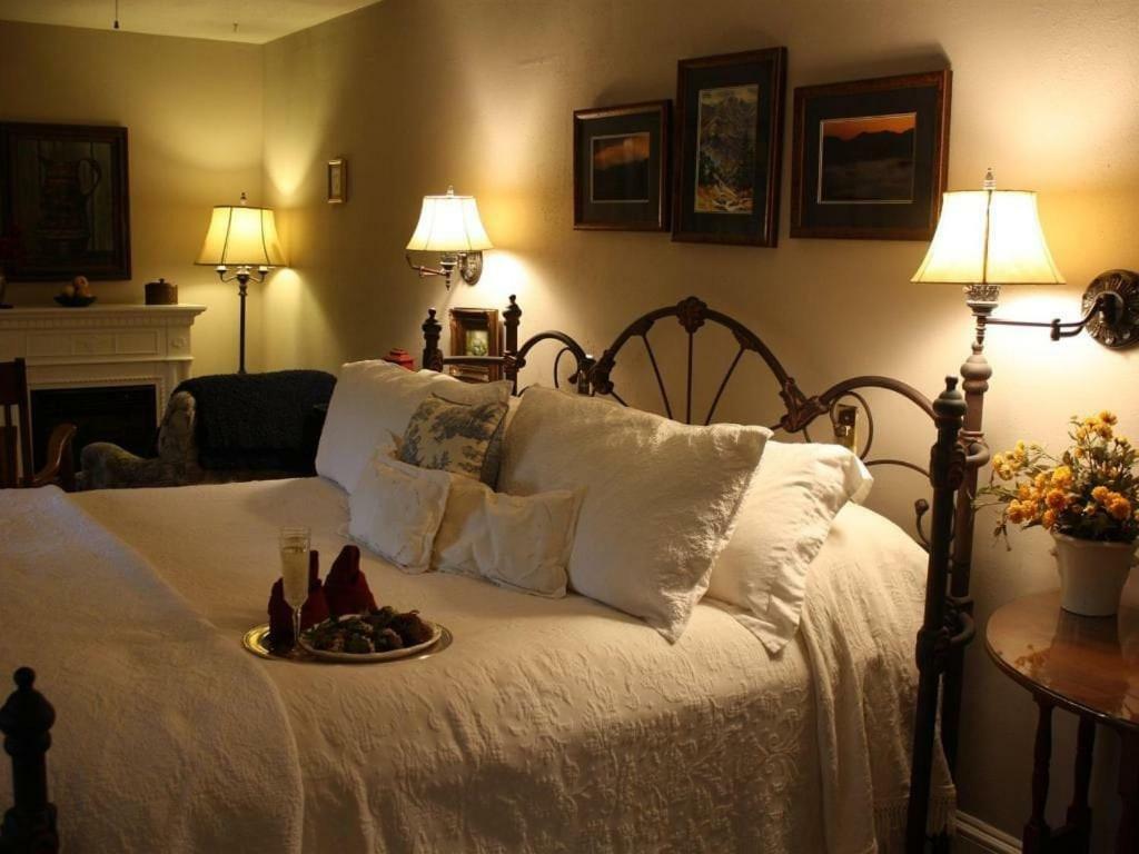 Red Rocker Inn بلاك ماونتين المظهر الخارجي الصورة